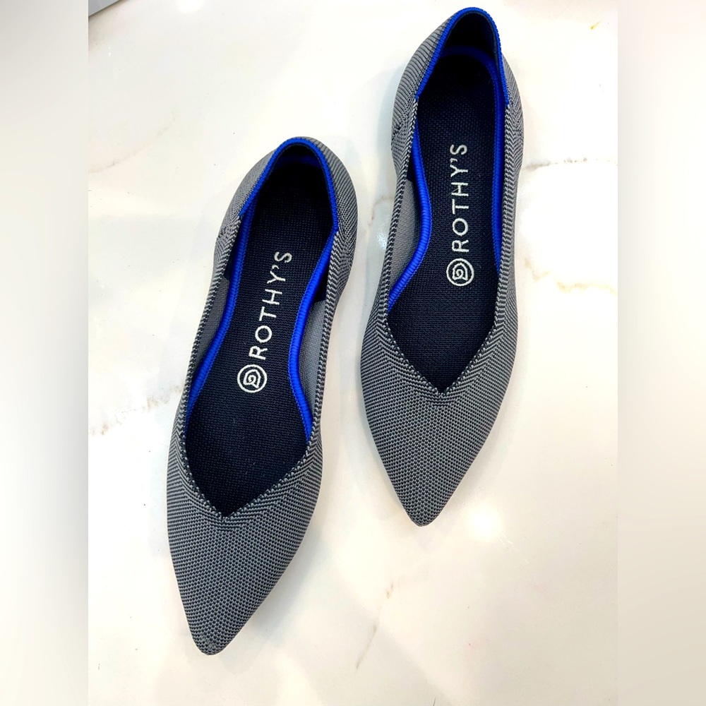 Rothy’s “The Point” in Cloud Grey Birdseye, Size 8